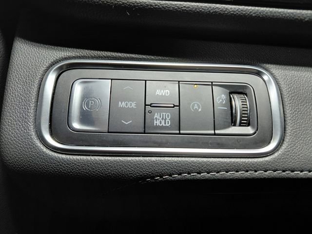 Used 2025 Buick Enclave Preferred image 37