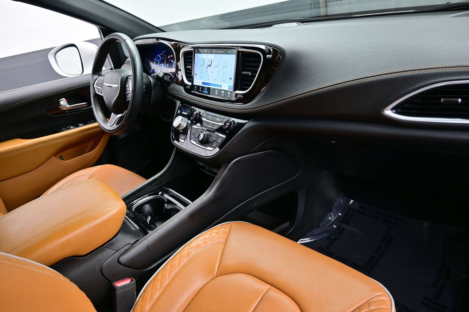 Used 2022 Chrysler Pacifica Pinnacle FWD image 14
