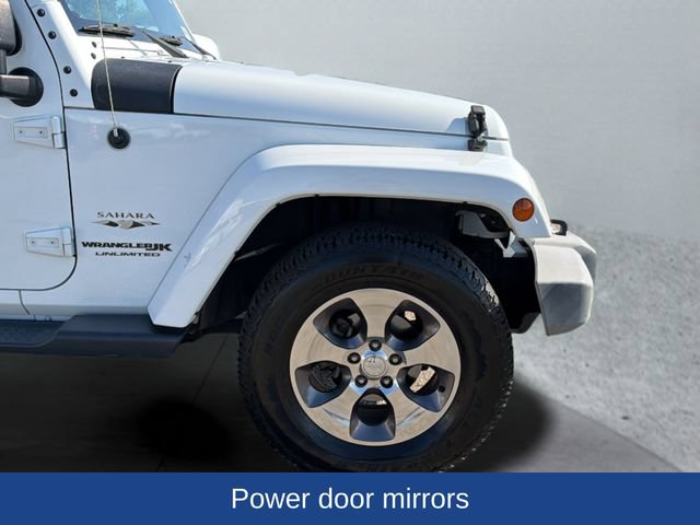 Used 2018 Jeep Wrangler Unlimited Sahara w/ Connectivity Group AWD/4WD image 32