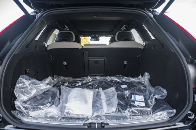 New 2026 Volvo XC60 T8 Plus w/ Protection Package Premier image 9