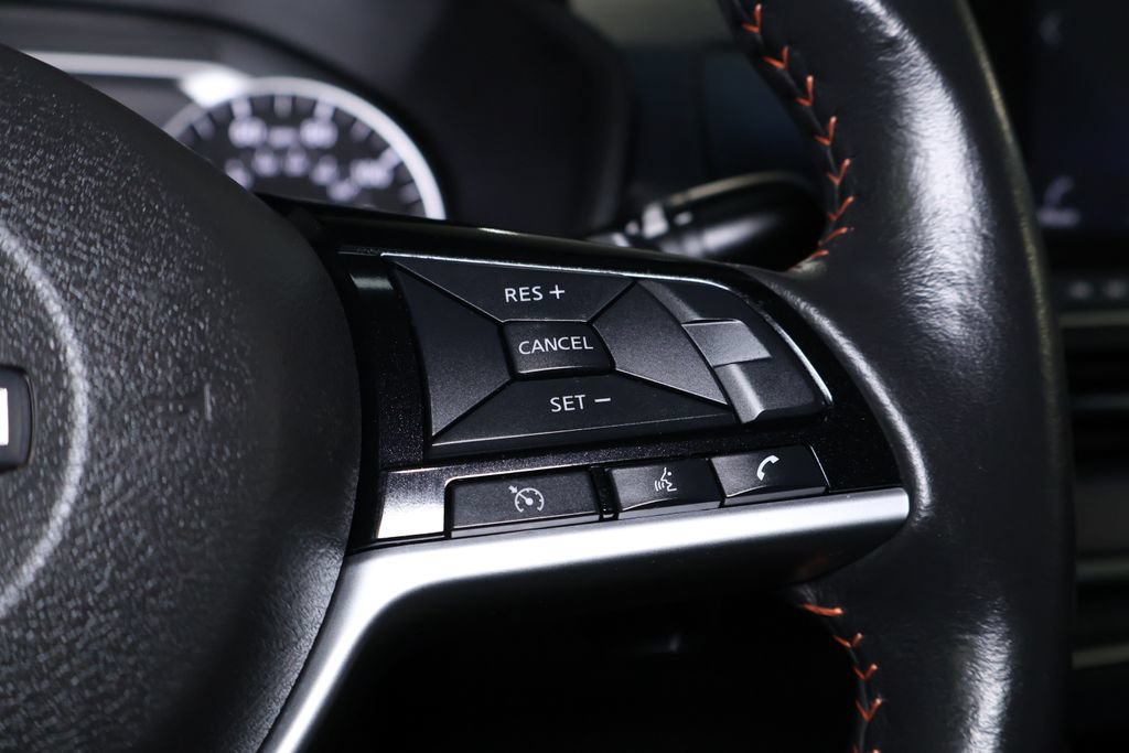 Used 2024 Nissan Altima 2.5 SR FWD image 21