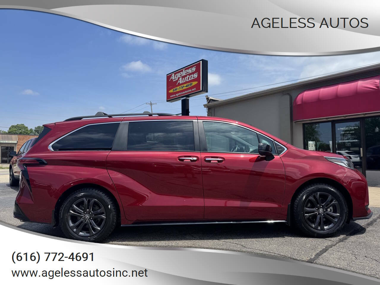 Used 2024 Toyota Sienna XSE