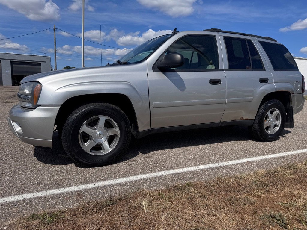 Used 2006 Chevrolet TrailBlazer LS w/ LS Preferred Equipment Group image 3