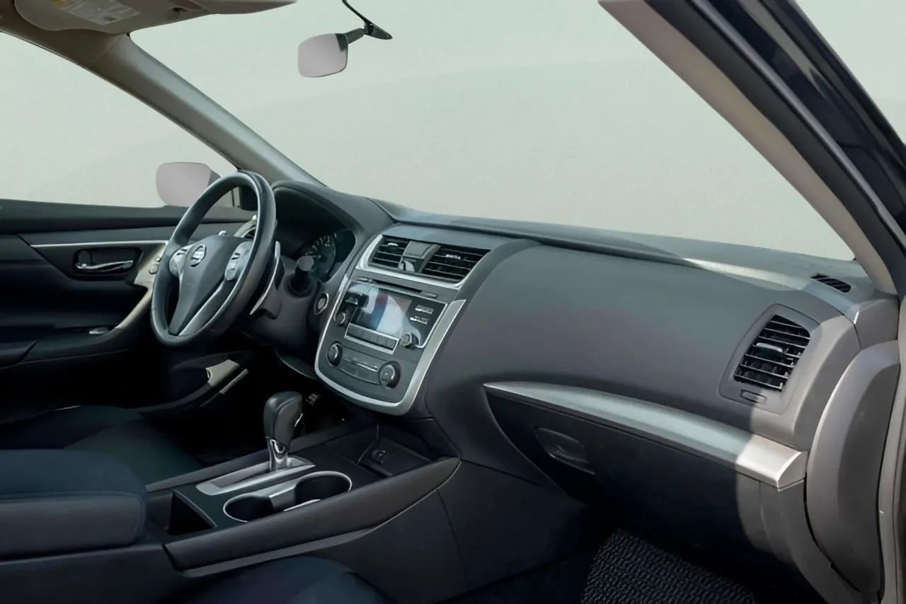 Used 2016 Nissan Altima 2.5 SR image 18