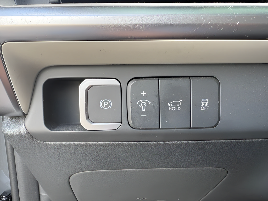 Used 2024 Hyundai Santa Fe SEL AWD/4WD image 23