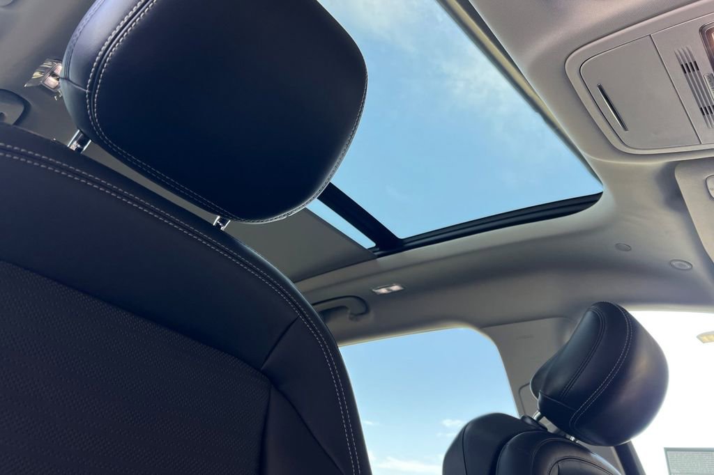 Used 2024 Lincoln Nautilus Reserve w/ Equipment Group 202A image 18