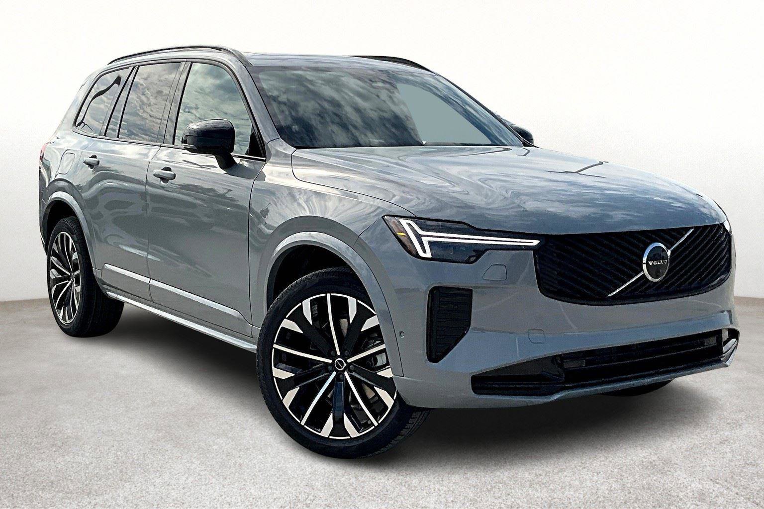 New 2026 Volvo XC90 B6 Ultra w/ Protection Package Premier image 2