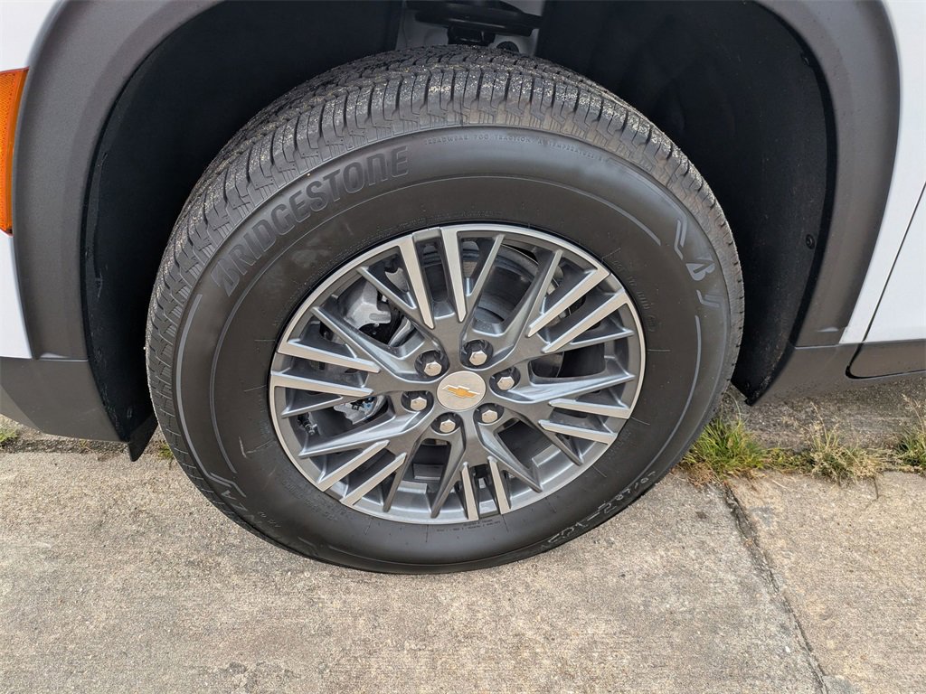 New 2026 Chevrolet Traverse LT w/ Driver Confidence Package image 27