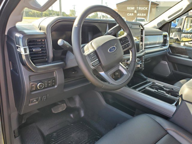 New 2026 Ford F350 Lariat w/ FX4 Off-Road Package image 11