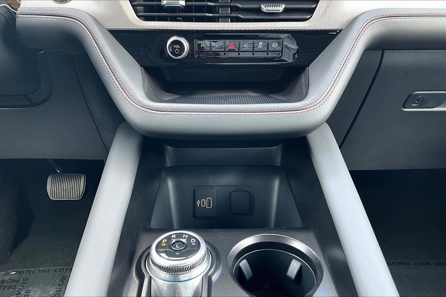 New 2026 Ford Explorer Active image 13