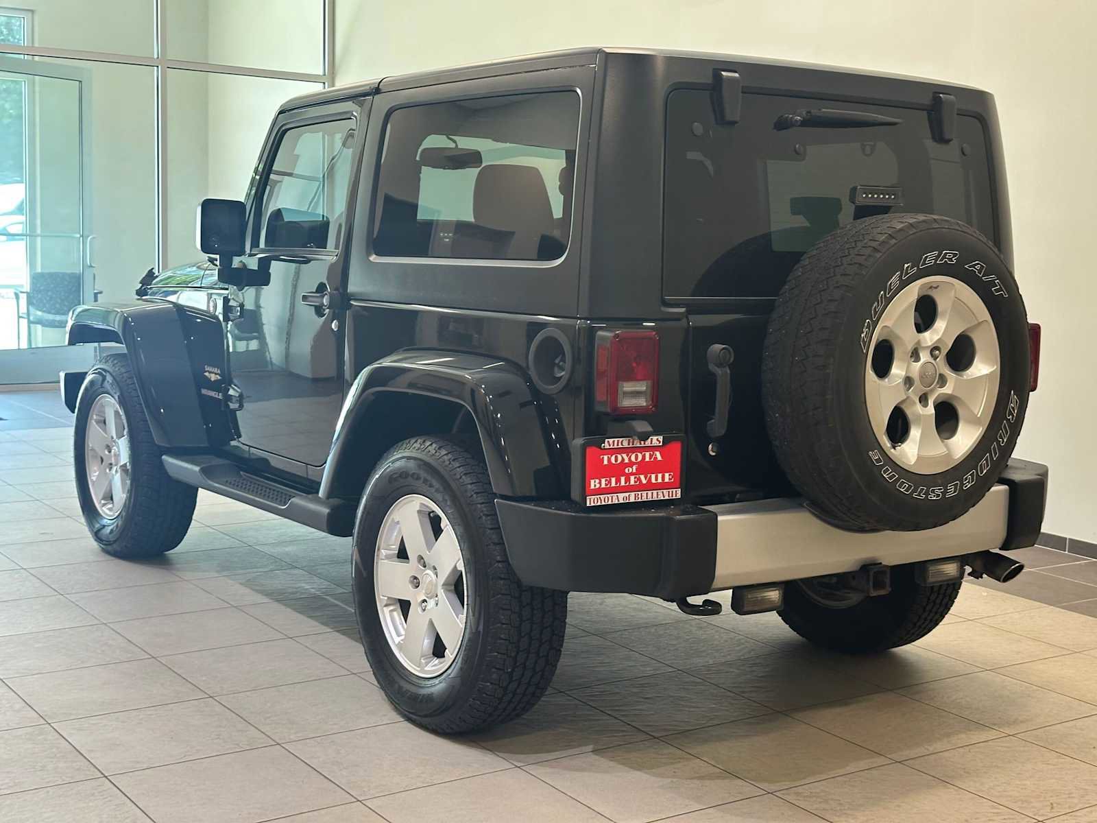 Used 2013 Jeep Wrangler Sahara w/ Connectivity Group AWD/4WD image 4