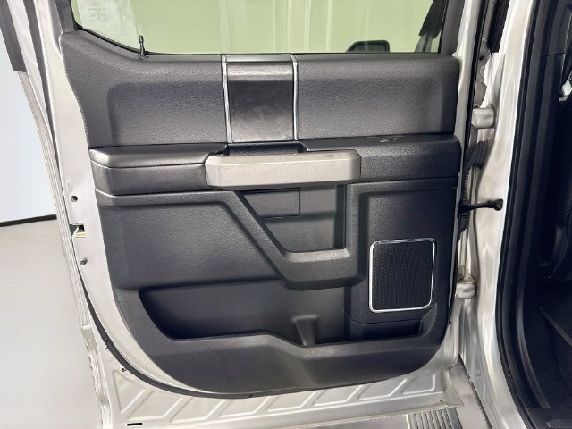 Used 2018 Ford F150 Platinum w/ Technology Package AWD/4WD image 25
