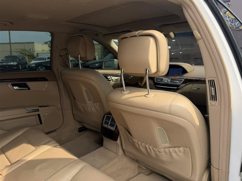 Used 2010 Mercedes-Benz S 550 image 37