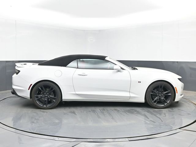 Used 2021 Chevrolet Camaro LT w/ RS Package image 15