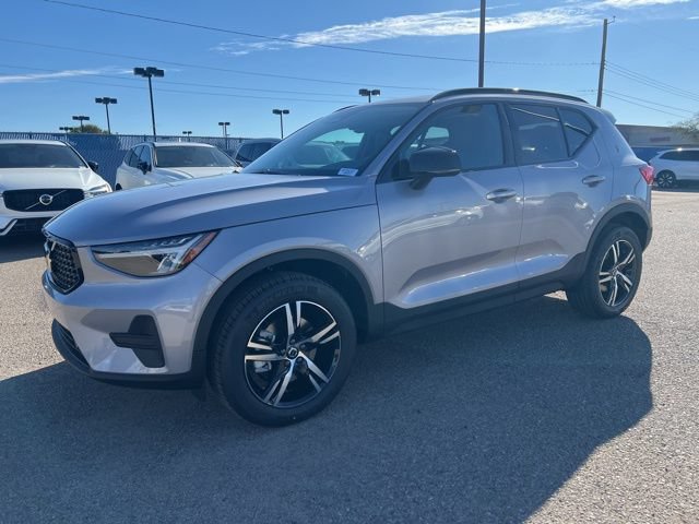 New 2026 Volvo XC40 B4 Core FWD image 8