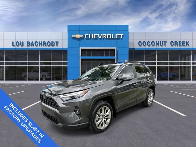 Used 2024 Toyota RAV4 XLE Premium FWD image 4