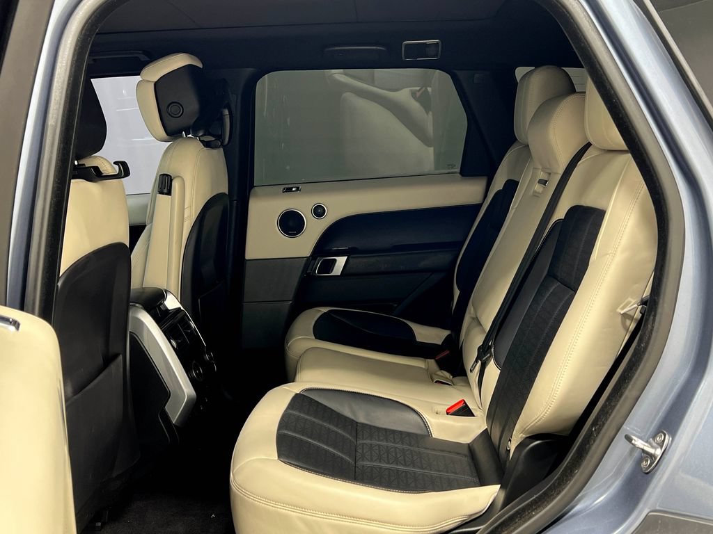 Used 2019 Land Rover Range Rover Sport HSE Dynamic AWD/4WD image 34