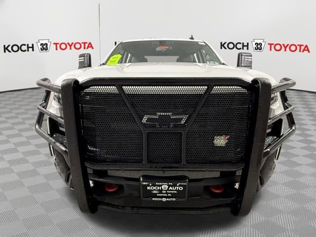 Used 2020 Chevrolet Silverado 1500 LT Trail Boss AWD/4WD image 2