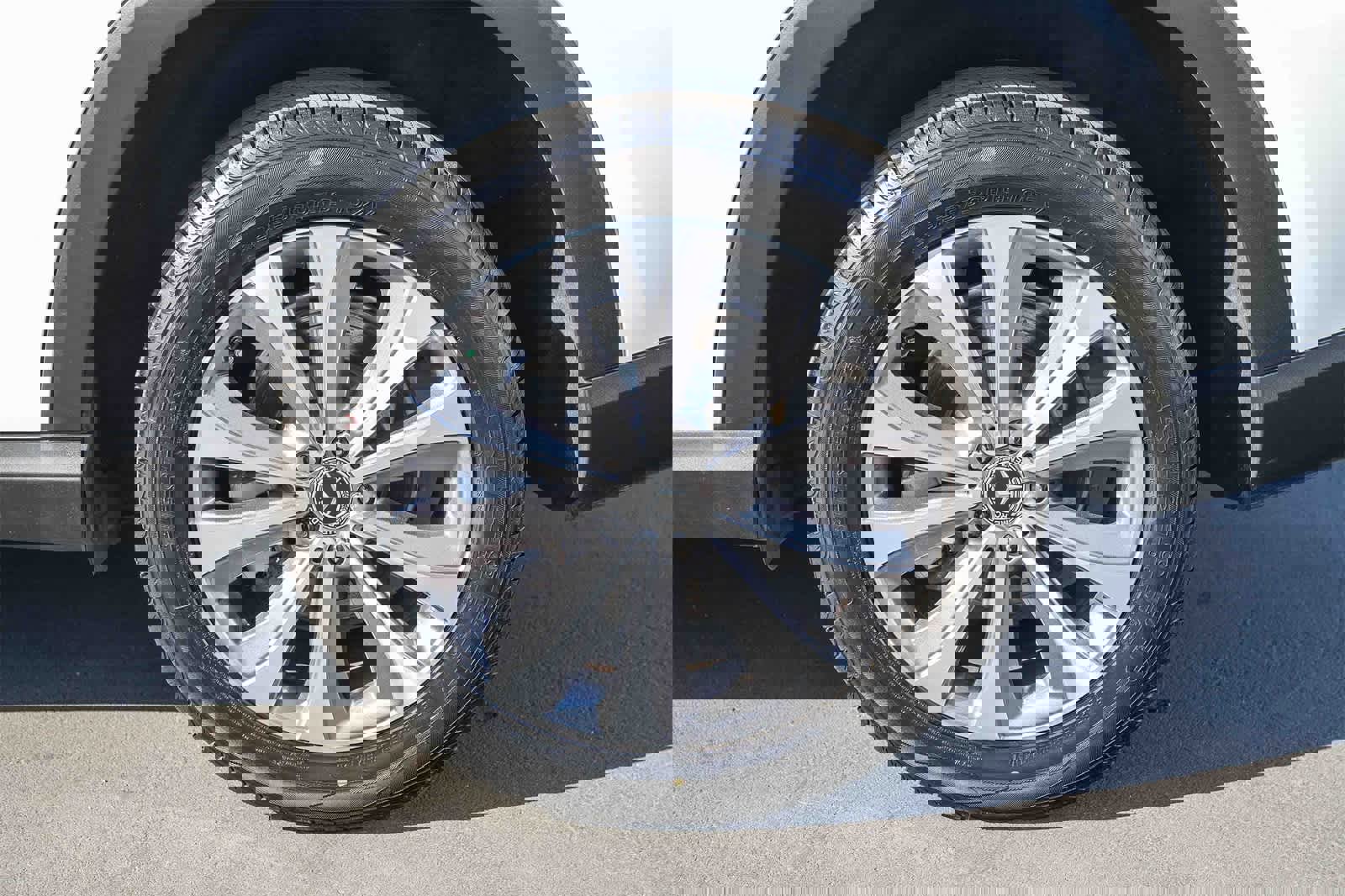 Used 2022 Mercedes-Benz GLE 350 4MATIC image 8