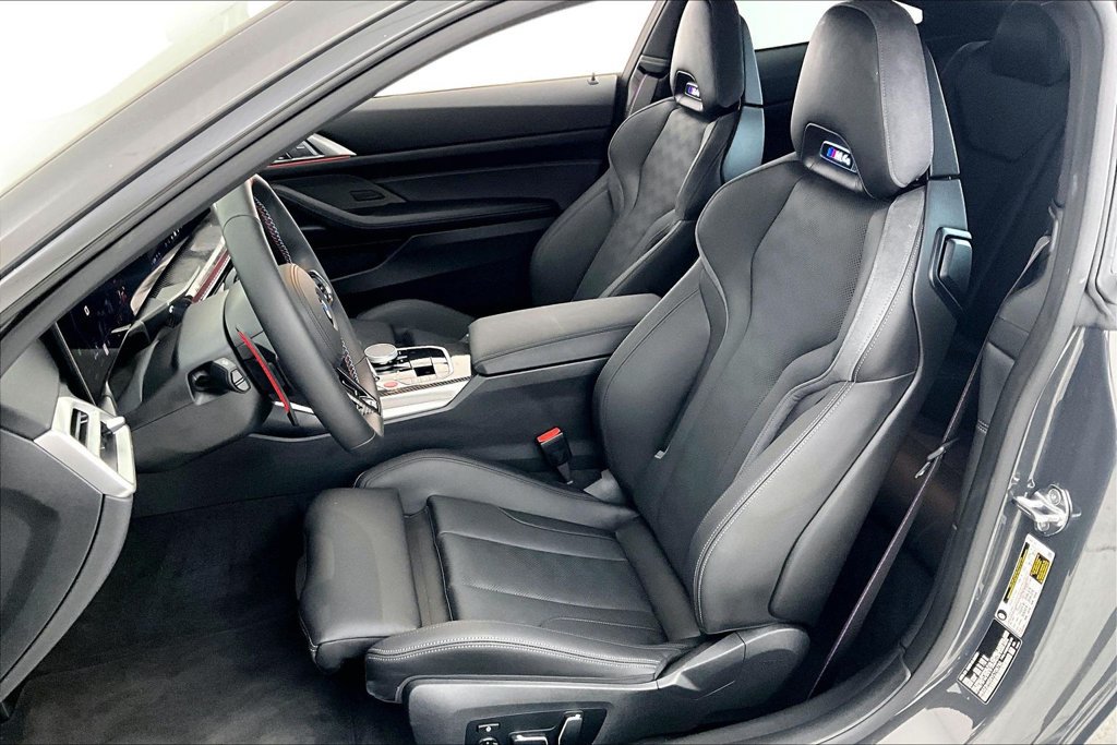 Used 2027 BMW M4 Competition RWD image 34
