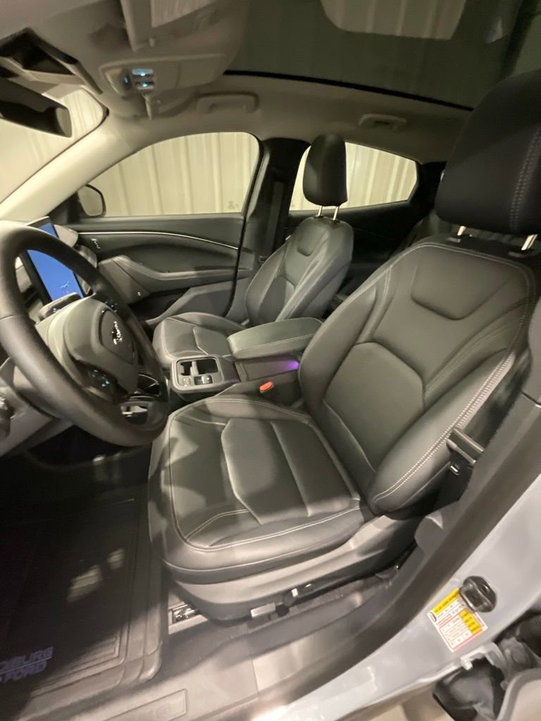 Used 2025 Ford Mustang Mach-E Premium image 10