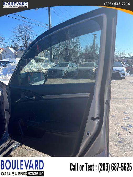 Used 2018 Honda Civic Sport image 14