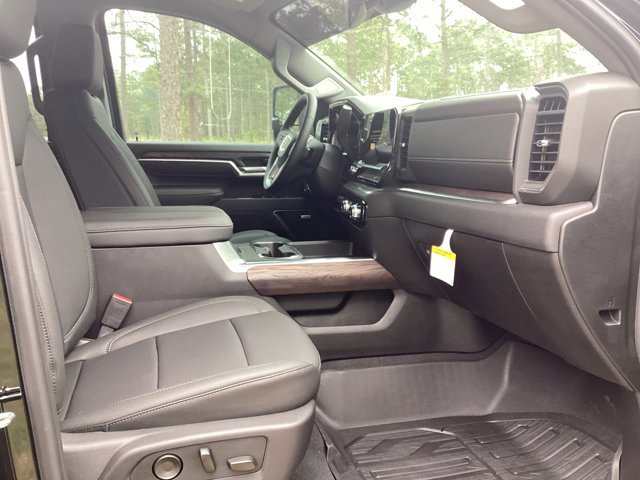 New 2026 GMC Sierra 2500 SLT w/ SLT Premium Package image 25