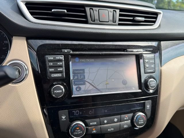 Used 2016 Nissan Rogue SL w/ SL Premium Package AWD/4WD image 8