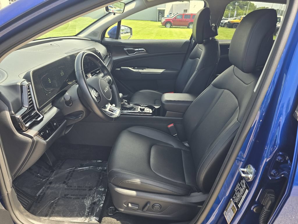Used 2023 Kia Sportage EX FWD image 12