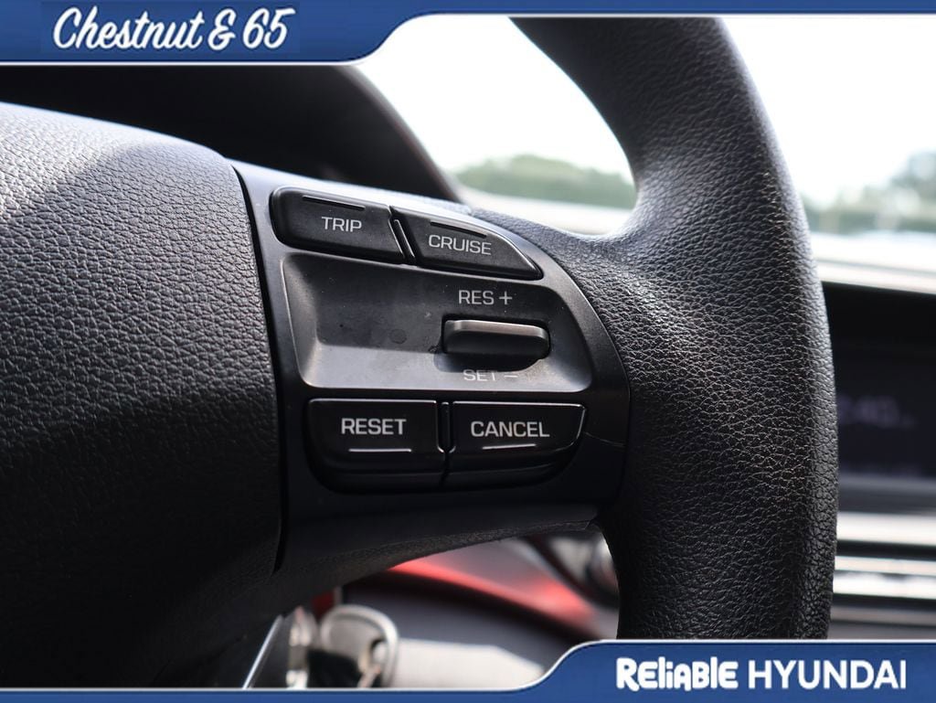 Used 2019 Hyundai Elantra SE w/ Cargo Package FWD image 28