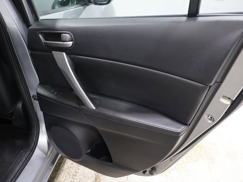 Used 2010 MAZDA MAZDA3 s Grand Touring image 23