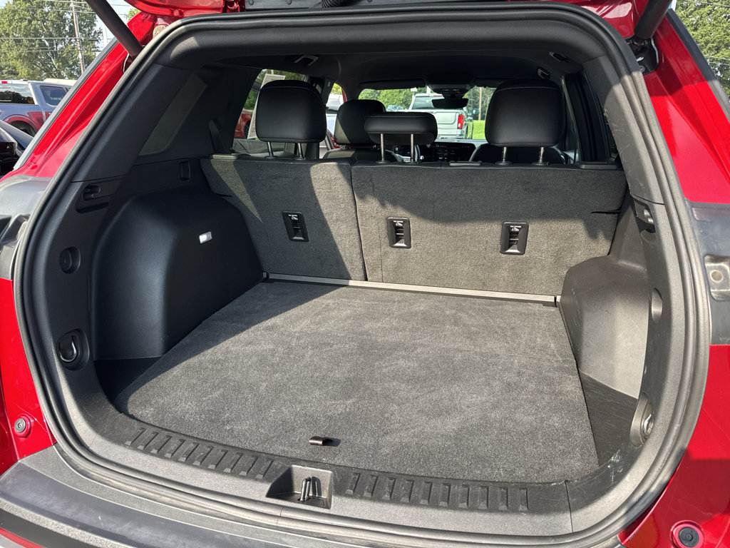 Used 2025 Chevrolet Equinox LT w/ Convenience Package II FWD image 20