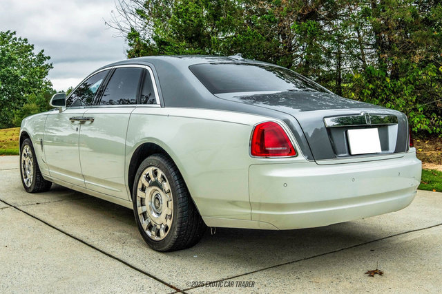 Used 2015 Rolls-Royce Ghost image 6