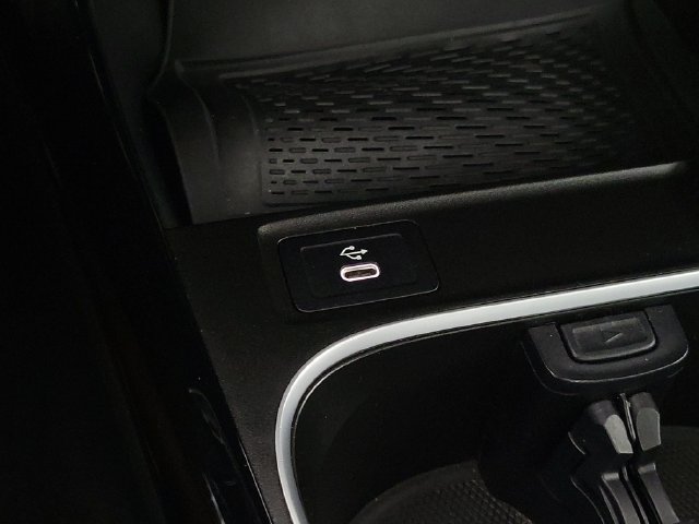 Used 2025 Mercedes-Benz CLA 250 image 29