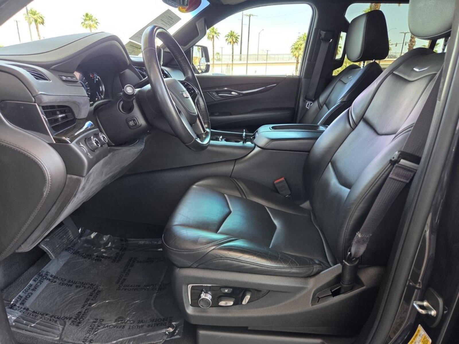 Used 2016 Cadillac Escalade Platinum AWD/4WD image 13