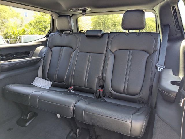 New 2026 Jeep Grand Wagoneer Summit w/ Premium Group III image 15