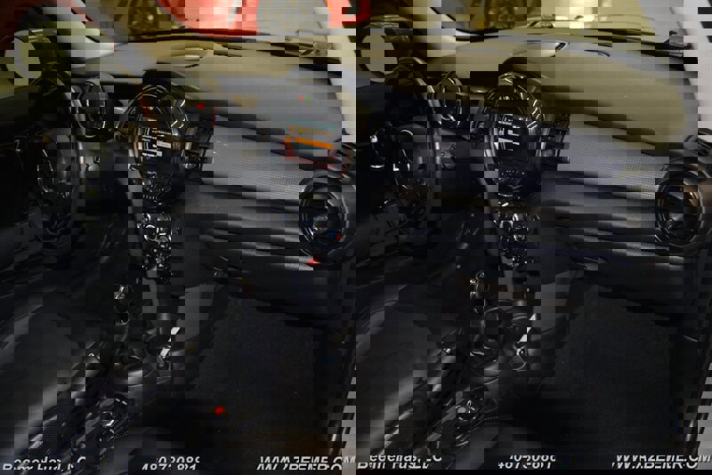 Used 2021 MINI Cooper 2-Door Hardtop image 16