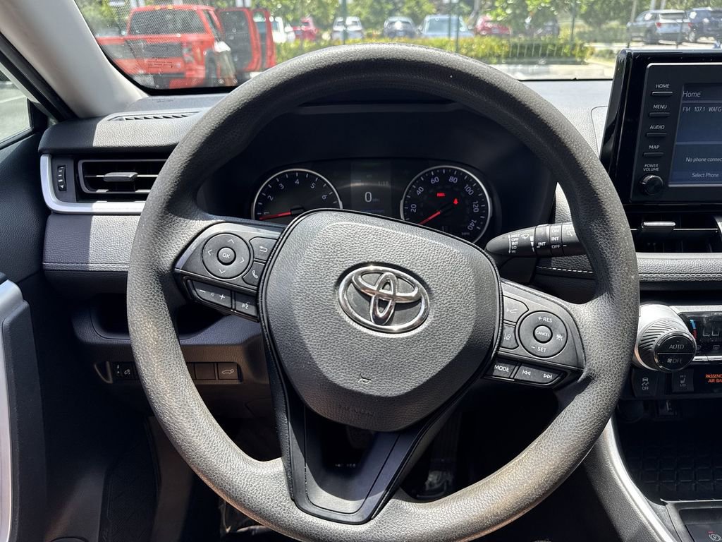 Used 2019 Toyota RAV4 XLE w/ Convenience Package FWD image 47