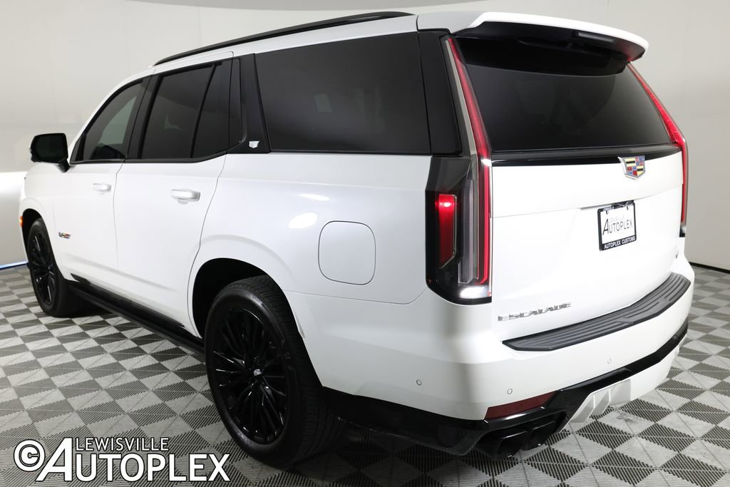 Used 2024 Cadillac Escalade V image 7