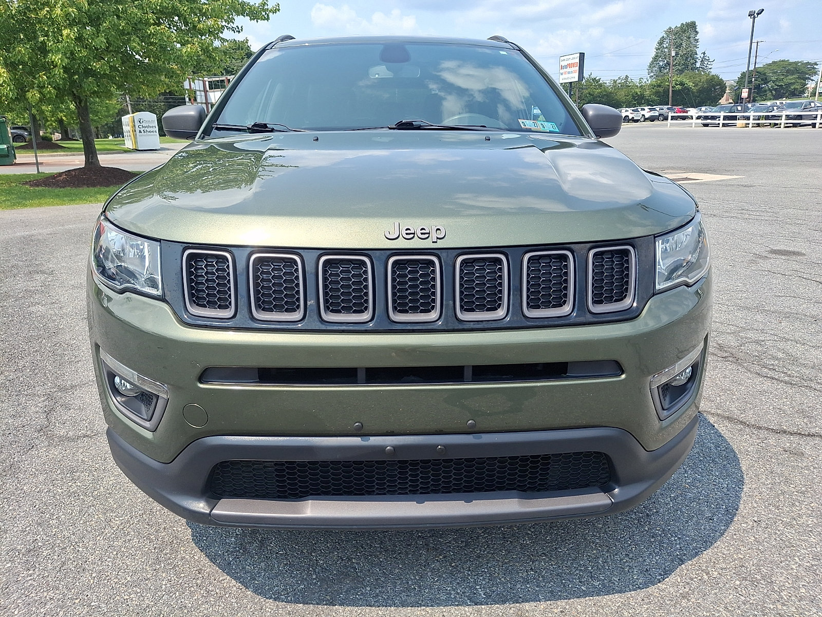 Used 2021 Jeep Compass Latitude AWD/4WD image 2