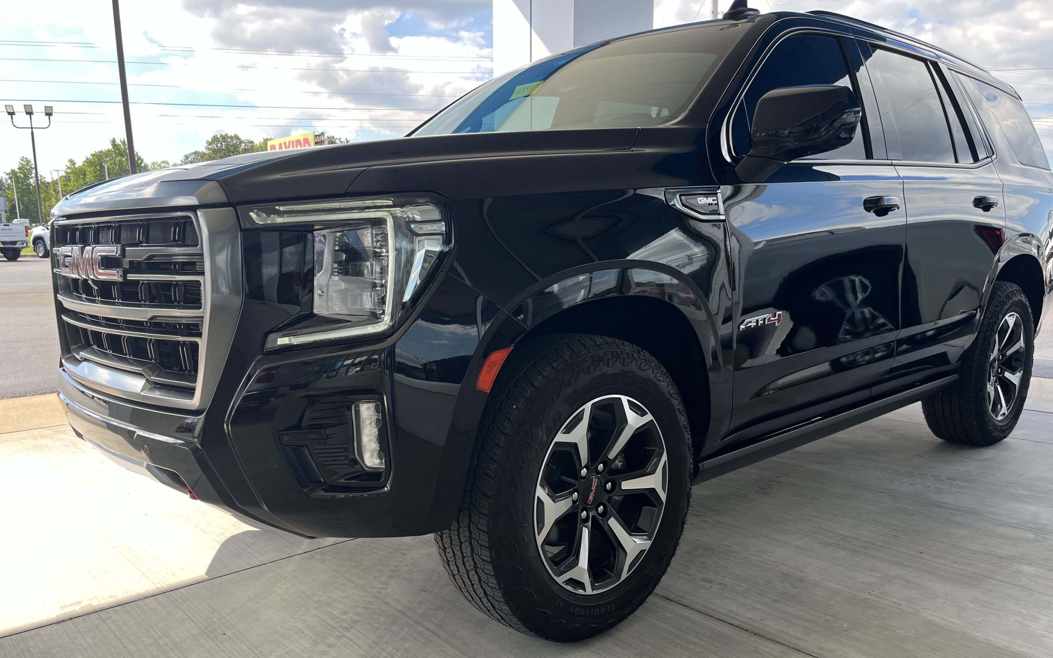Used 2021 GMC Yukon AT4 w/ AT4 Premium Plus Package