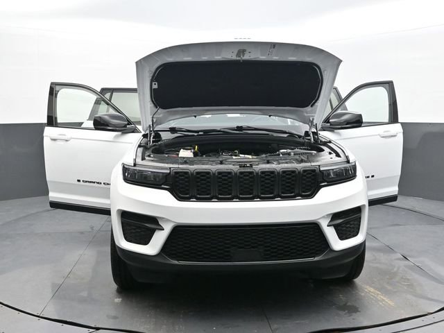 Used 2022 Jeep Grand Cherokee Altitude image 66