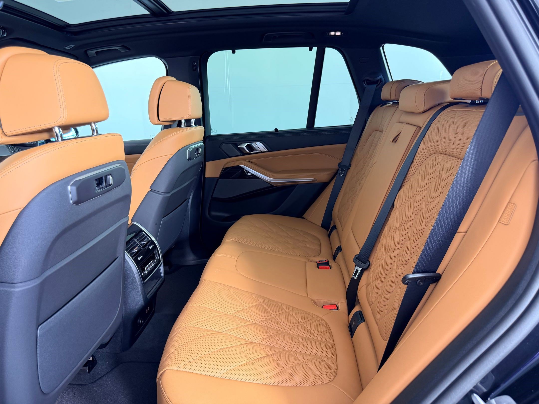 New 2026 BMW X5 xDrive40i w/ M Sport Package AWD/4WD image 20