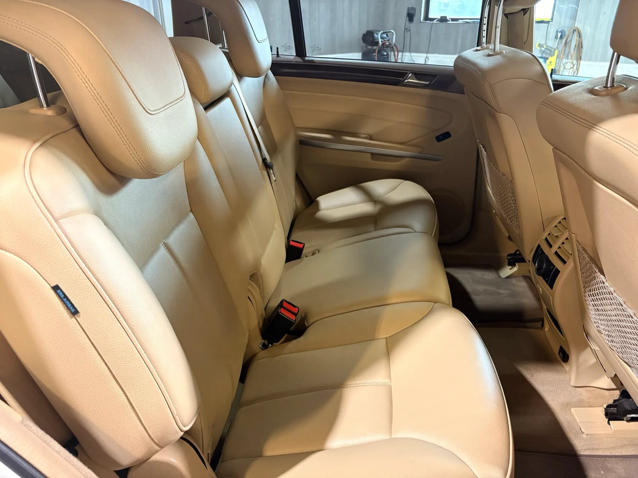 Used 2012 Mercedes-Benz GL 450 4MATIC image 21