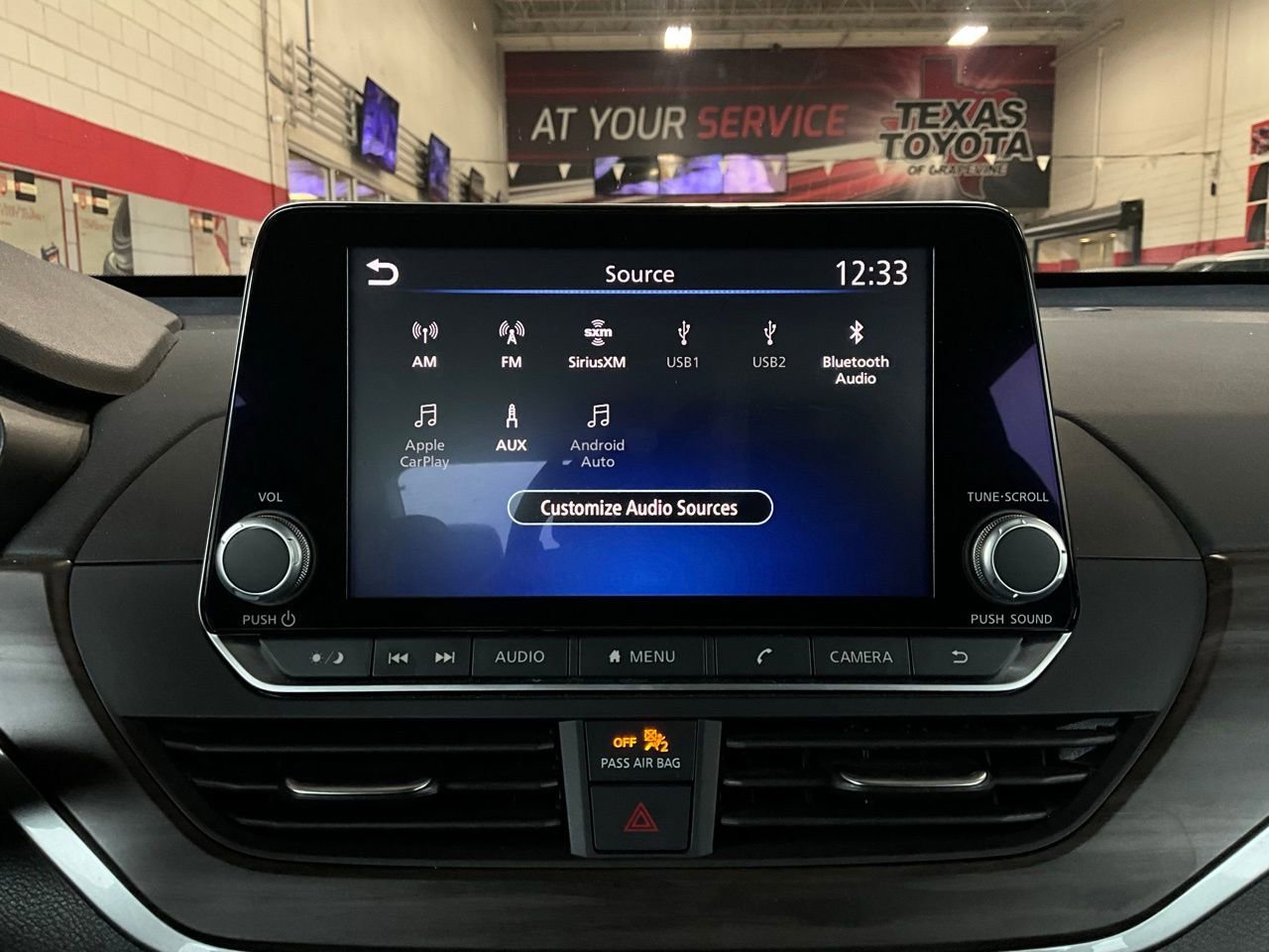 Used 2025 Nissan Altima 2.5 SV image 29