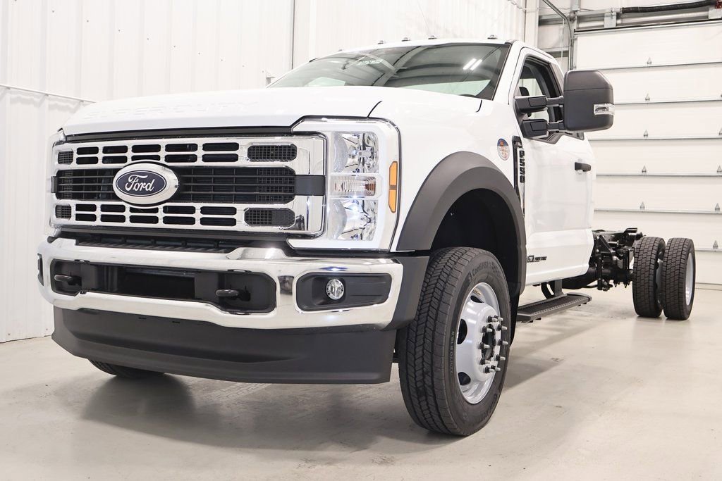 New 2026 Ford F550 2WD Regular Cab Super Duty image 4