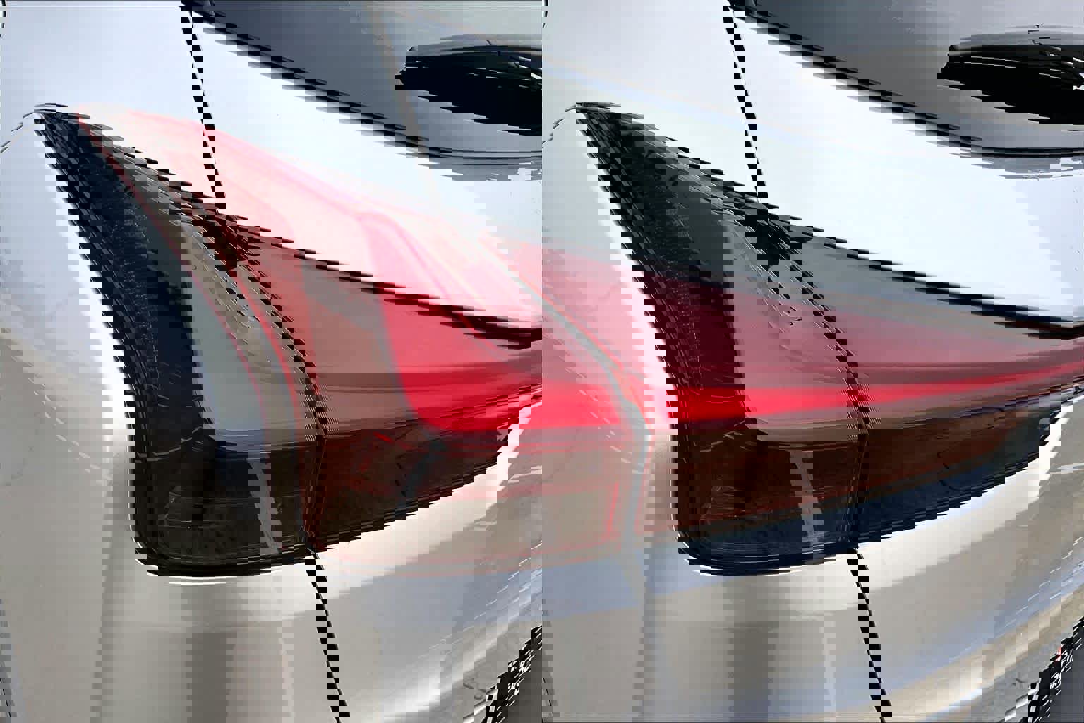 Used 2025 Lexus UX 300h FWD image 29