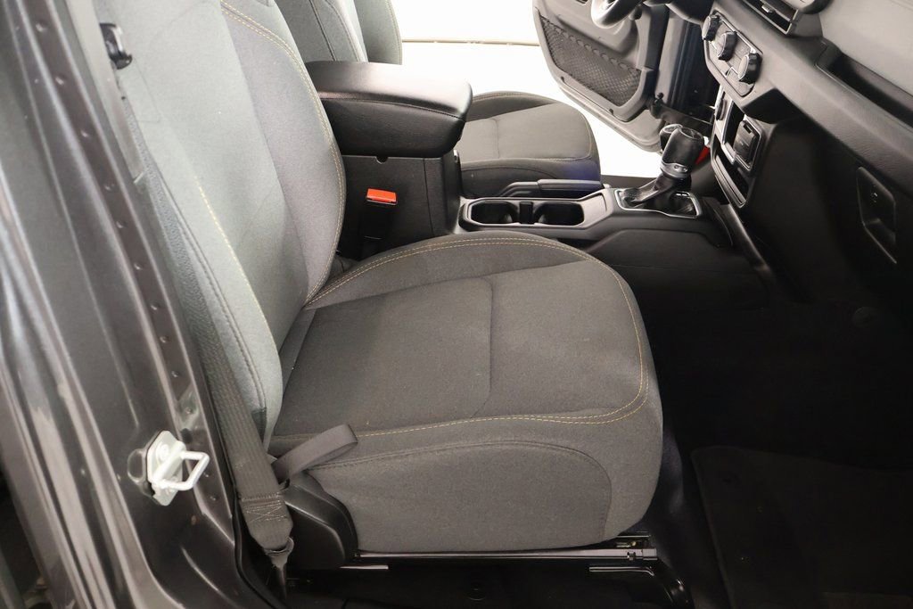 Used 2024 Jeep Gladiator Sport image 12