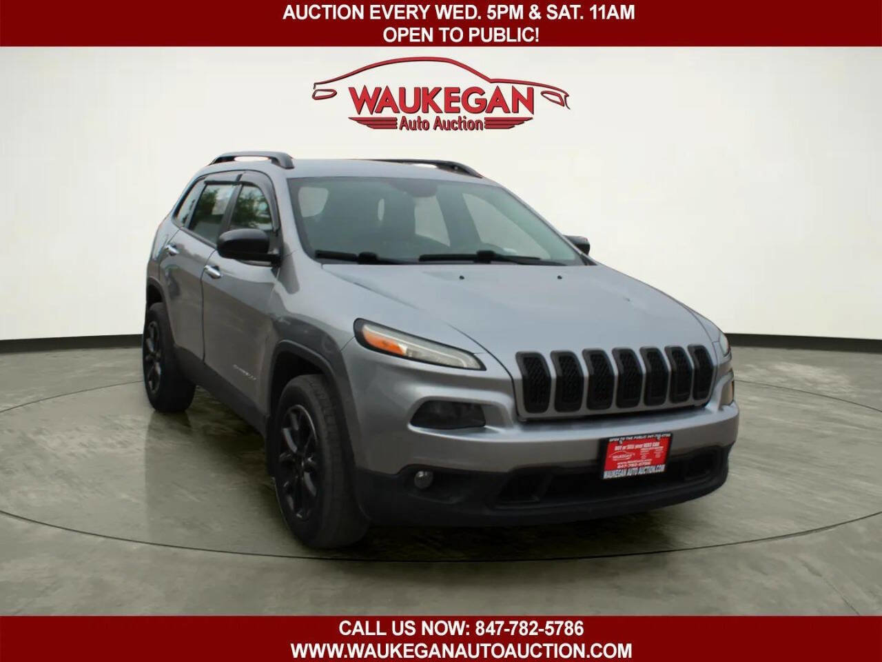 Used 2015 Jeep Cherokee Sport w/ Sport Appearance Group AWD/4WD image 3