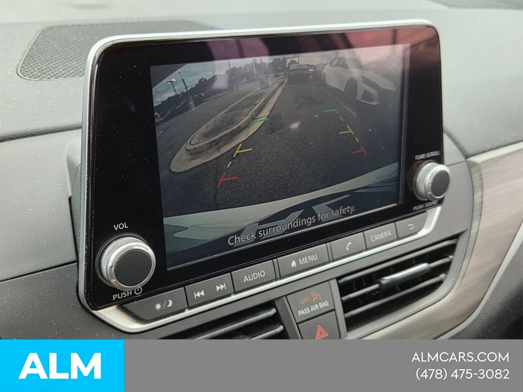 Used 2025 Nissan Altima 2.5 SV FWD image 19